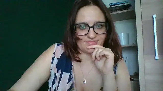 sensual_paris live cam on StripChat