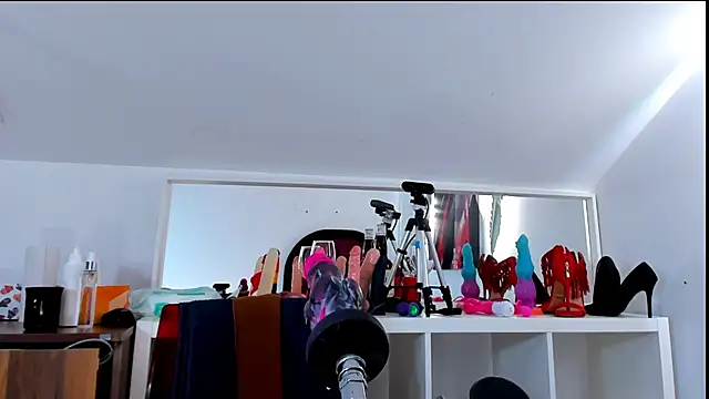 KarlaHartley live cam on StripChat