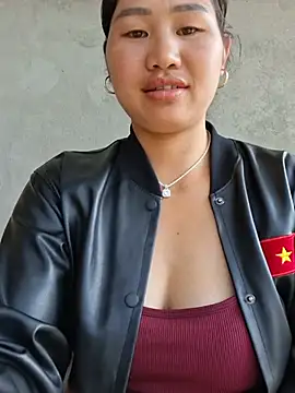 diamond-- live cam on StripChat