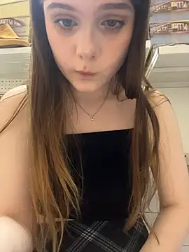 Lunabelle_ live sex cam