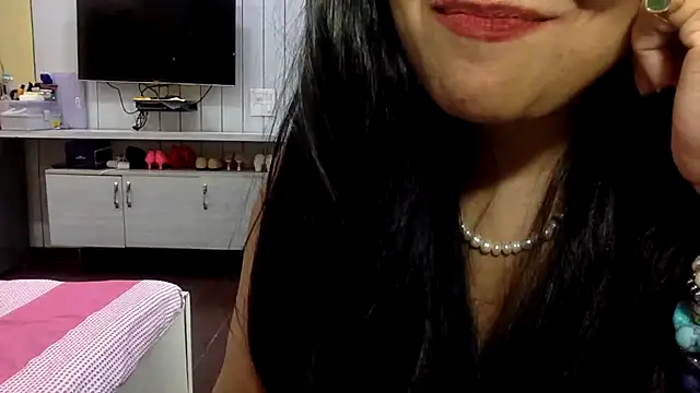 yourradhika live sex cam