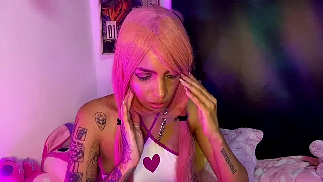 DeuxGold live cam on StripChat