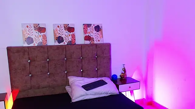 Ethan_Briggs_ live sex cam