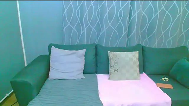 adeleadison live cam on StripChat