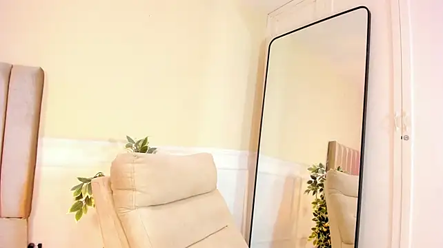 kendra_fit live cam on StripChat