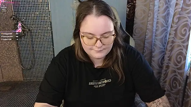 CatherineClaire live cam on StripChat