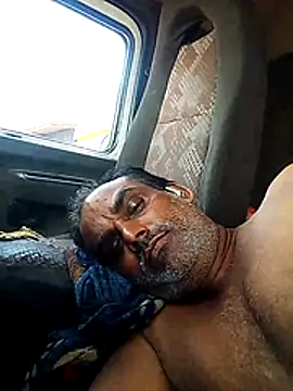 CHUTNIBHUTNI live cam on StripChat