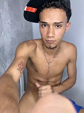 friends_lust_latin live sex cam
