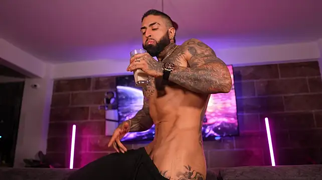 Eros_Dark_ live cam on StripChat
