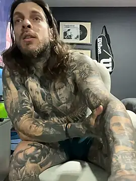 ThomasHells live sex cam