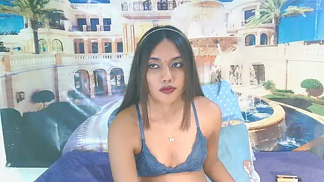 IndianSkies live cam on StripChat