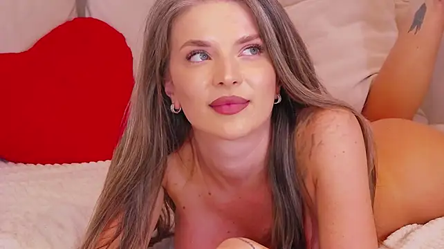 AriannaRuss live cam on StripChat