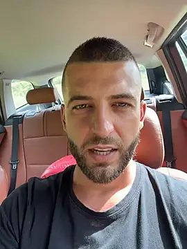 Pablo_Hornyguy95 live sex cam