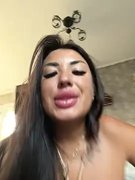 RuslanaXX live sex cam