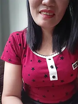 -Titin- live cam on StripChat