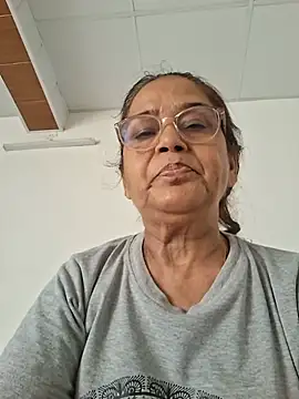 suman771 live cam on StripChat