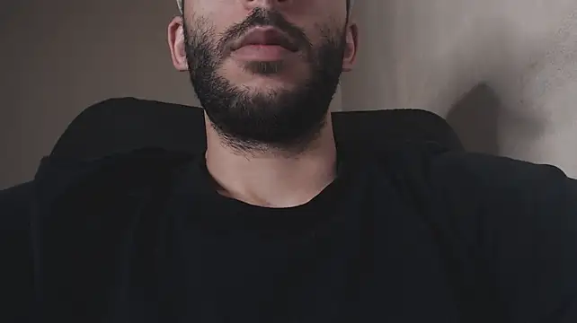 henryaxe live cam on StripChat