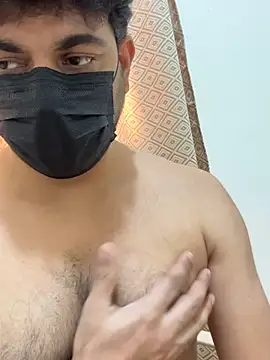 Hot_Boy8677 live cam on StripChat