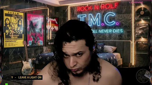 chino_roz live sex cam