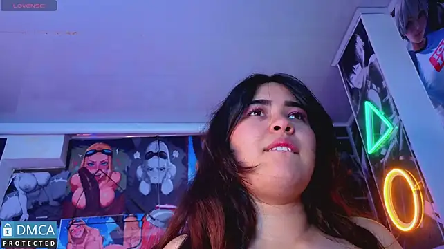 llyvela_ live sex cam