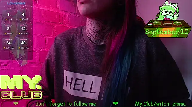 Witch_Emma live cam on StripChat