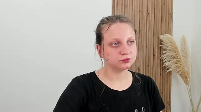 MaryMarmont live sex cam