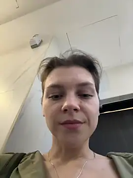 ValenciaShock live sex cam