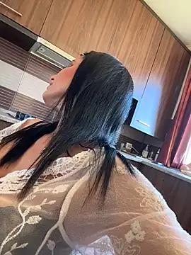 Hotmomcheckk_ live sex cam