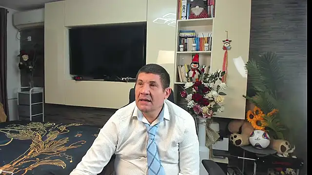 SpartacusDaddy48 live sex cam