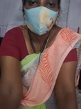 Tamil_hot_Kaviya live cam on StripChat