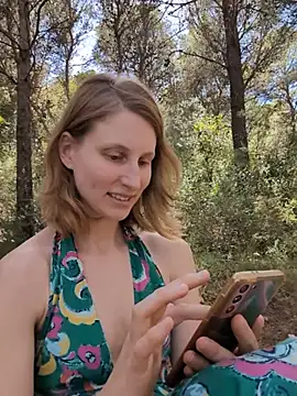 Julialexxxx live sex cam