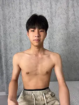 guoguo18 live sex cam