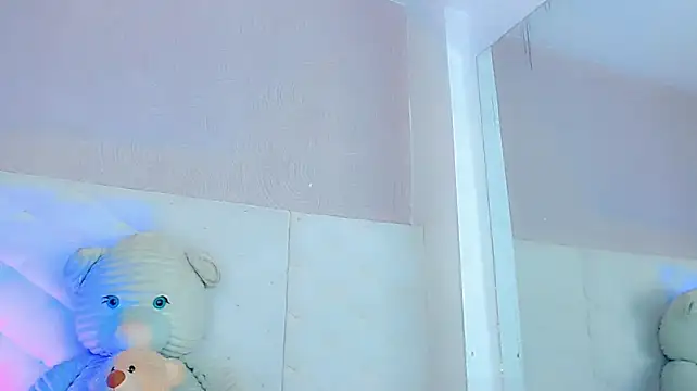 sheylarjenner_23 live sex cam