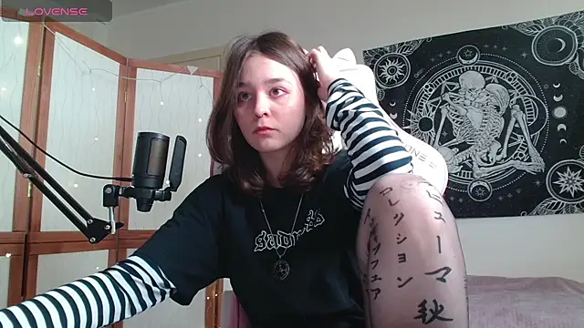 Mysterious_Toy live sex cam