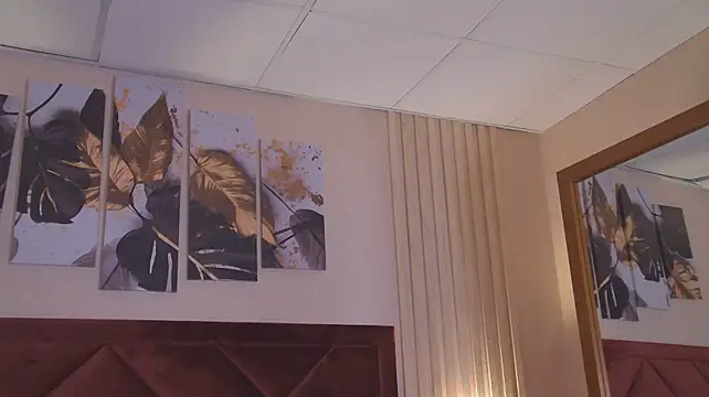 EmmaLaurentis live sex cam