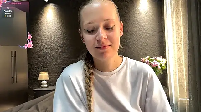 ZaidaSchwarten live sex cam