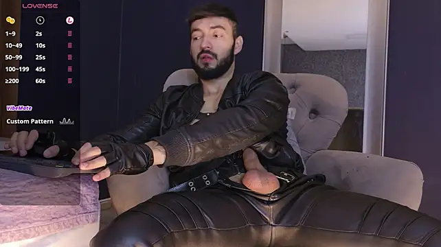 MarkWalker__ live sex cam