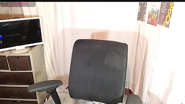 HORSECOCK_JUSTINE live sex cam