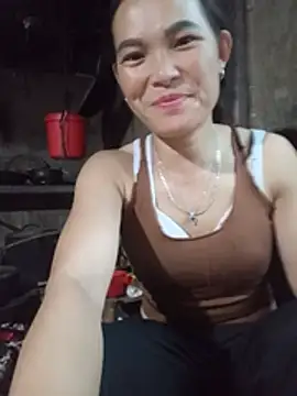 Heryy_xx live cam on StripChat