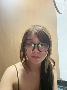 puting_q (F teen) - 户外骑行偷偷闪露 害怕被发现 9.15免费自慰王子秀欢迎哥哥加入布丁的王子团