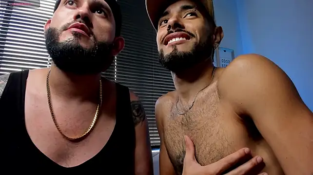 Bigsmalle live cam on StripChat