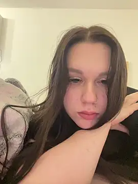 Marylallka5 live cam on StripChat