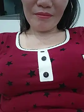 -Titin- live cam on StripChat