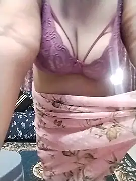 Zioo1 live cam on StripChat