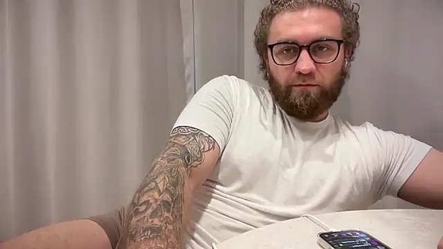 Bear_bear_ live sex cam