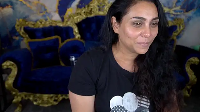 KarinaHaYess live cam on StripChat