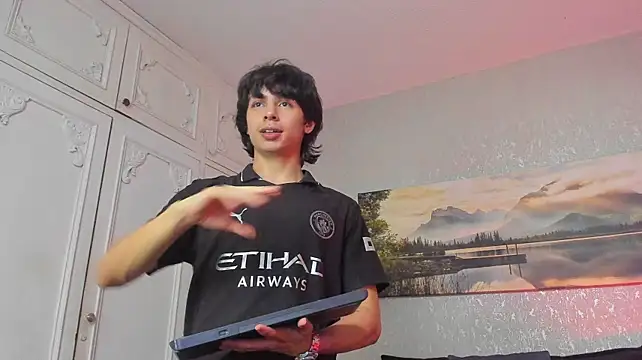Tyler_durten live sex cam