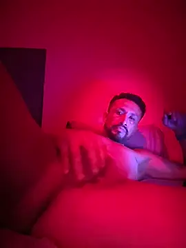 latinocaliente2 live sex cam