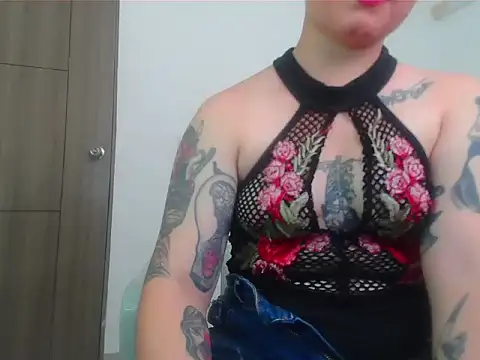 Mitsuha_gate live sex cam