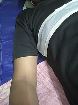 rihanabigcock1 live cam on StripChat